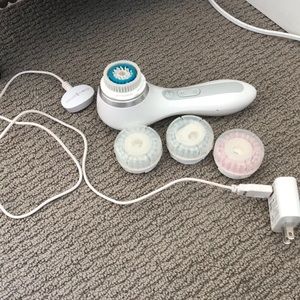 Clarisonic Smart Profile Face and Body brush
